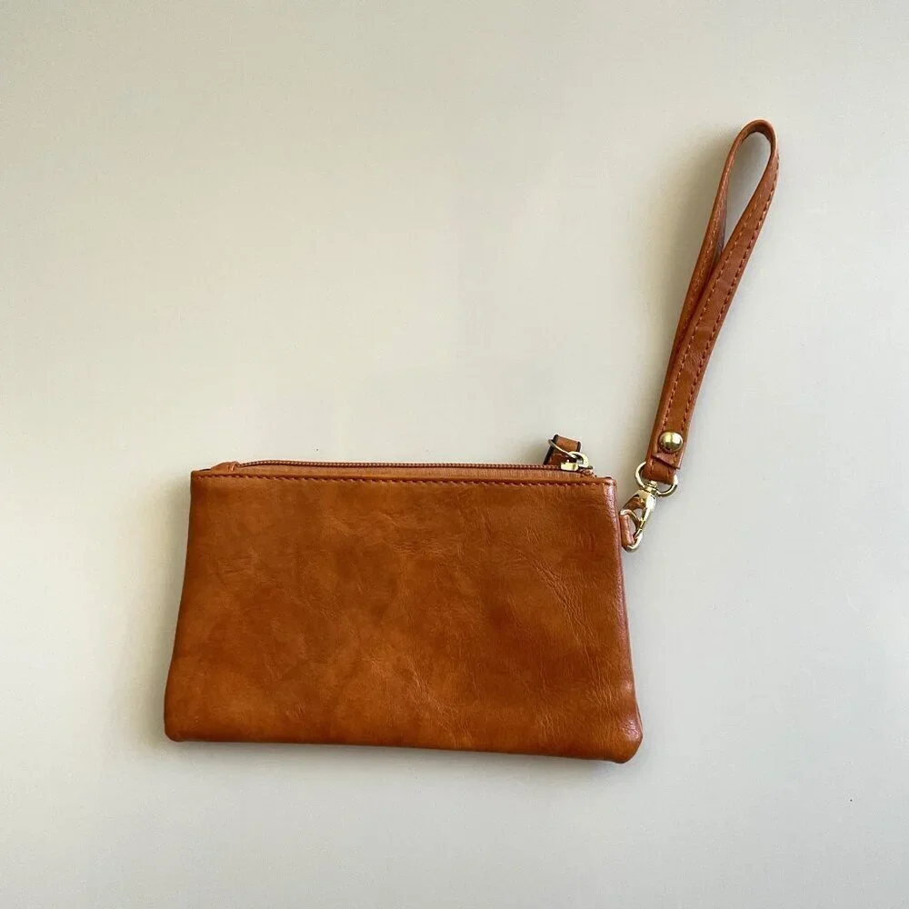 NEW COGNAC BROWN FAUX LEATHER WRISTLET CLUTCH BAG PHONE MAKEUP POUCH NWOT